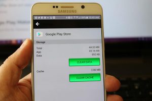 دانلود نشدن برنامه‌ ها